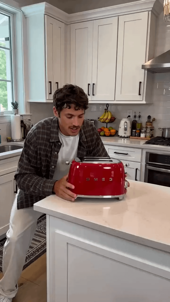 Seedance 2.0 — Product Tutorial Videos in Seconds