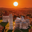 Firefly_GeminiFlash_crear un atardecer anaranjado en la ciudad de Pisa, en la plaza del Duomo de Pisa, e 307619_1772223783109.png